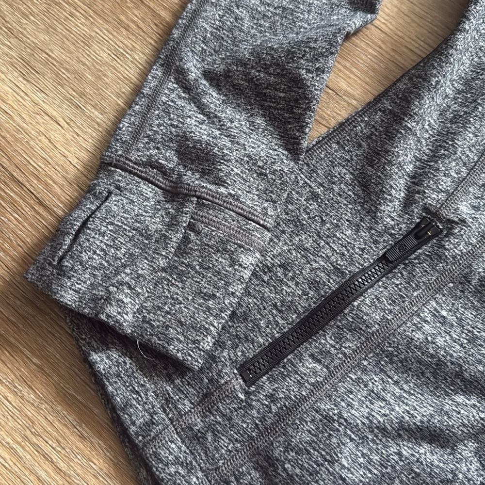 Lululemon Define Jacket - Picture 4 of 6